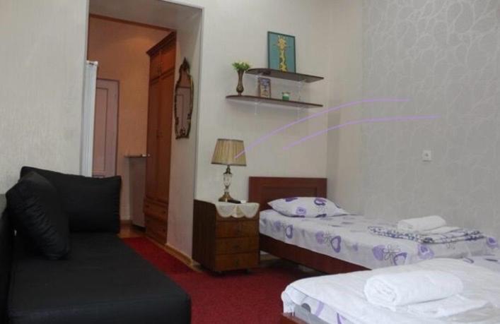 Leila Hotel Tbilisi Buitenkant foto