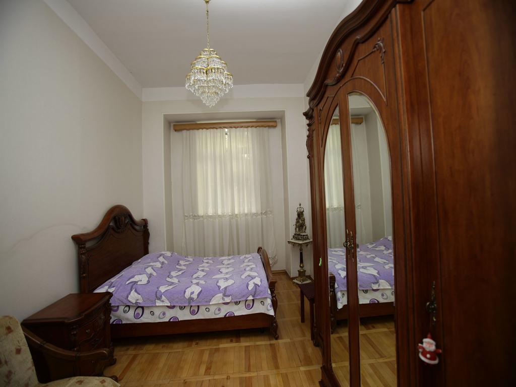 Leila Hotel Tbilisi Kamer foto